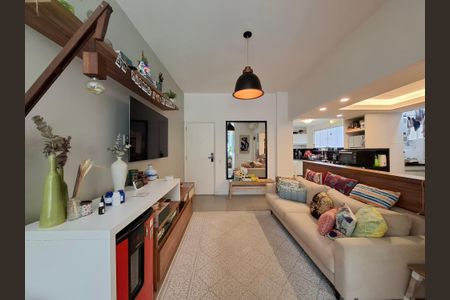 Sala de apartamento à venda com 2 quartos, 72m² em Laranjeiras, Rio de Janeiro