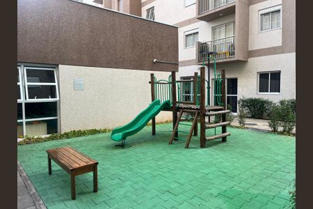 Apartamento para alugar com 34m², 2 quartos e sem vagaÁrea comum - Playground