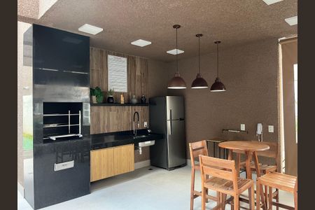 Apartamento para alugar com 34m², 2 quartos e sem vagaÁrea comum - Churrasqueira