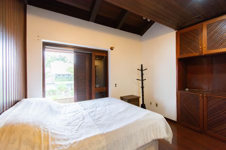 Casa à venda com 630m², 4 quartos e 4 vagasSuíte 4