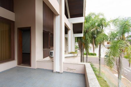 Casa à venda com 630m², 4 quartos e 4 vagasVaranda Suíte 1