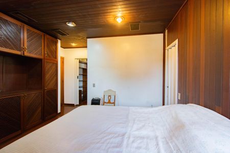 Casa à venda com 630m², 4 quartos e 4 vagasSuíte 4