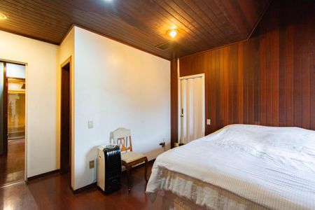 Casa à venda com 630m², 4 quartos e 4 vagasSuíte 4