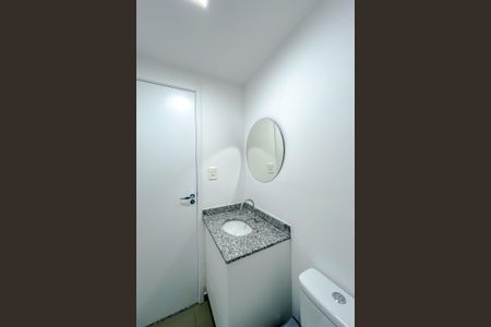 Apartamento para alugar com 53m², 2 quartos e 1 vaga Apartamento para alugar com 53m², 2 quartos e 1 vagaBanheiro