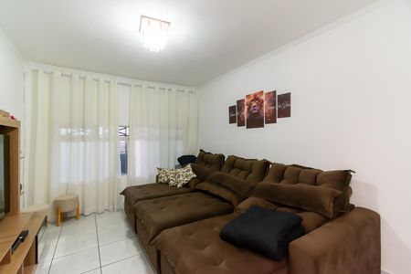 Sala de casa à venda com 5 quartos, 200m² em Conj. Promorar Sapopemba, São Paulo