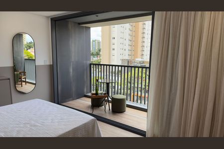 Studio à venda com 32m², 1 quarto e sem vaga Studio à venda com 32m², 1 quarto e sem vagaVaranda