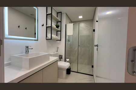 Studio à venda com 32m², 1 quarto e sem vaga Studio à venda com 32m², 1 quarto e sem vagaBanheiro