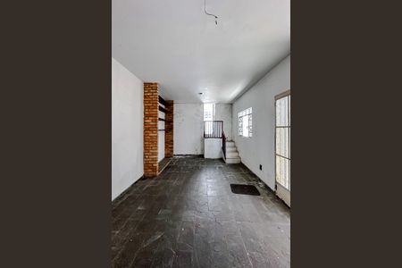 Casa à venda com 280m², 3 quartos e 2 vagasÁrea de Serviço