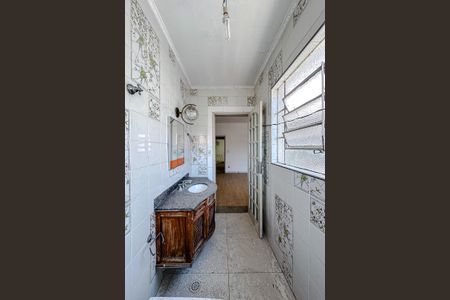 Casa à venda com 280m², 3 quartos e 2 vagasBanheiro da Suíte