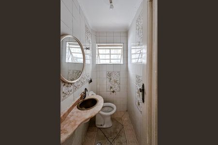 Casa à venda com 280m², 3 quartos e 2 vagasLavabo