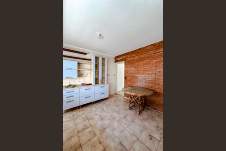 Casa à venda com 280m², 3 quartos e 2 vagasCozinha