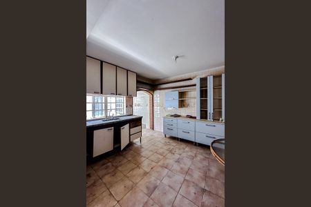 Casa à venda com 280m², 3 quartos e 2 vagasCozinha