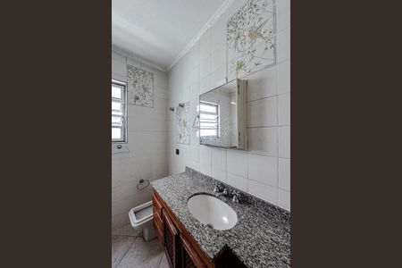 Casa à venda com 280m², 3 quartos e 2 vagasBanheiro