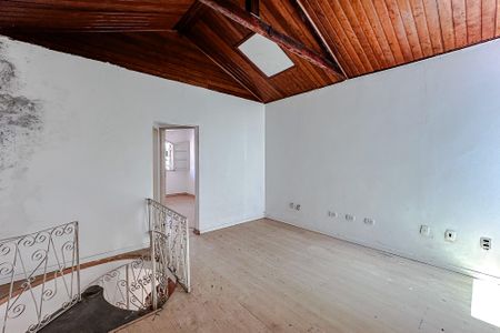 Casa à venda com 280m², 3 quartos e 2 vagasHall