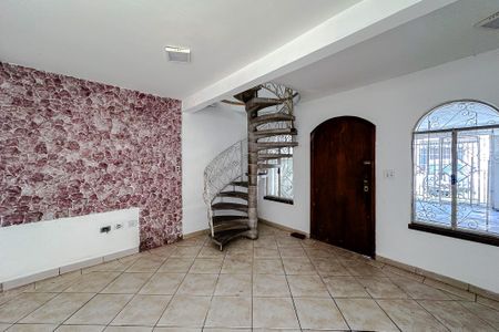 Casa à venda com 280m², 3 quartos e 2 vagasSala