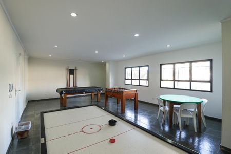 Apartamento para alugar com 94m², 3 quartos e 3 vagas Apartamento para alugar com 94m², 3 quartos e 3 vagasSalão de jogos