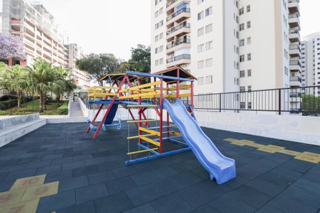 Apartamento para alugar com 94m², 3 quartos e 3 vagas Apartamento para alugar com 94m², 3 quartos e 3 vagasPlayground