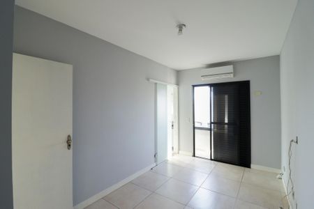 Apartamento para alugar com 94m², 3 quartos e 3 vagas Apartamento para alugar com 94m², 3 quartos e 3 vagasSuíte