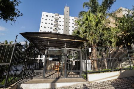 Apartamento para alugar com 94m², 3 quartos e 3 vagas Apartamento para alugar com 94m², 3 quartos e 3 vagasFachada