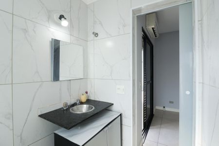 Apartamento para alugar com 94m², 3 quartos e 3 vagas Apartamento para alugar com 94m², 3 quartos e 3 vagasBanheiro da Suíte