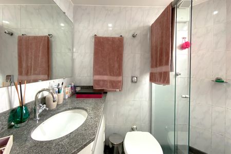 Apartamento à venda com 96m², 3 quartos e 2 vagasBanheiro da Suíte 1