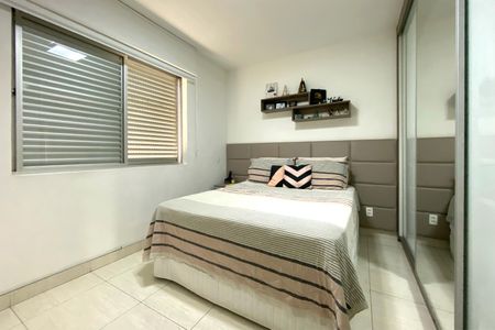 Apartamento à venda com 96m², 3 quartos e 2 vagasSuite 1
