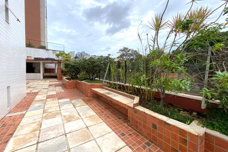 Apartamento à venda com 96m², 3 quartos e 2 vagasÁrea comum - Pátio