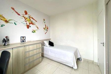 Apartamento à venda com 96m², 3 quartos e 2 vagasQuarto 3