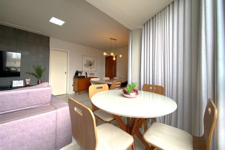 Apartamento à venda com 96m², 3 quartos e 2 vagasVaranda da Sala