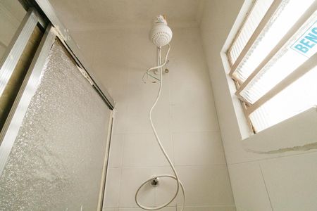 Casa para alugar com 150m², 2 quartos e 1 vaga Casa para alugar com 150m², 2 quartos e 1 vagaBanheiro Social