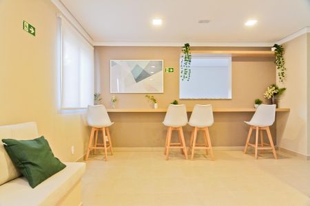 Apartamento para alugar com 32m², 2 quartos e sem vaga Apartamento para alugar com 32m², 2 quartos e sem vagaÁrea comum - Salão de festas