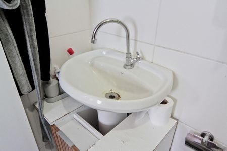 Apartamento para alugar com 32m², 2 quartos e sem vaga Apartamento para alugar com 32m², 2 quartos e sem vagaBanheiro
