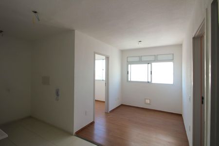 Sala de apartamento à venda com 2 quartos, 36m² em Fazenda da Juta, São Paulo
