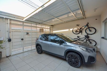Casa à venda com 82m², 2 quartos e 2 vagas Casa à venda com 82m², 2 quartos e 2 vagasGaragem