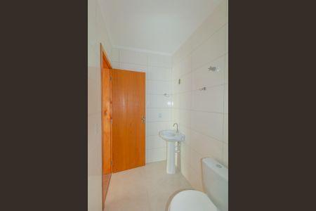 Casa de condomínio à venda com 89m², 2 quartos e 1 vaga Casa de condomínio à venda com 89m², 2 quartos e 1 vagaBanheiro da Suíte