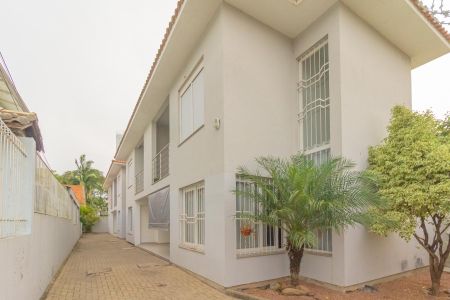 Casa de condomínio à venda com 89m², 2 quartos e 1 vaga Casa de condomínio à venda com 89m², 2 quartos e 1 vagaFachada
