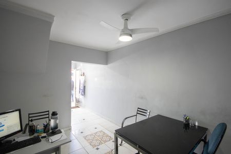 Casa à venda com 42m², 1 quarto e sem vagaQuarto