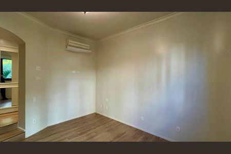 Apartamento à venda com 198m², 2 quartos e 2 vagas Apartamento à venda com 198m², 2 quartos e 2 vagasSuíte 2