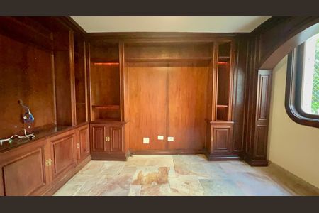 Apartamento à venda com 198m², 2 quartos e 2 vagas Apartamento à venda com 198m², 2 quartos e 2 vagasSala de TV