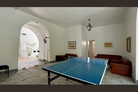 Apartamento à venda com 198m², 2 quartos e 2 vagas Apartamento à venda com 198m², 2 quartos e 2 vagasSalão de jogos