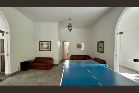 Apartamento à venda com 198m², 2 quartos e 2 vagas Apartamento à venda com 198m², 2 quartos e 2 vagasSalão de jogos