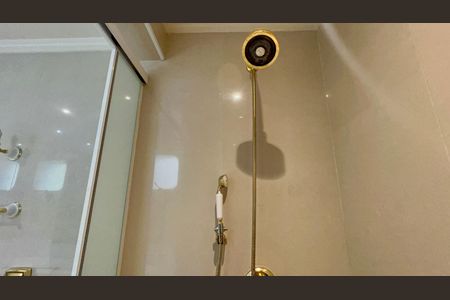 Apartamento à venda com 198m², 2 quartos e 2 vagas Apartamento à venda com 198m², 2 quartos e 2 vagasBanheiro da Suíte 2