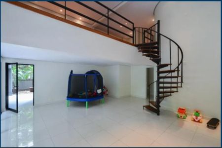 Apartamento à venda com 230m², 4 quartos e 4 vagas Apartamento à venda com 230m², 4 quartos e 4 vagasFoto 01