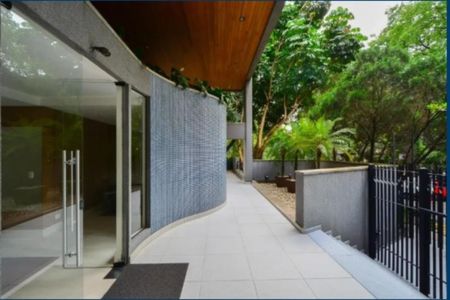 Apartamento à venda com 230m², 4 quartos e 4 vagas Apartamento à venda com 230m², 4 quartos e 4 vagasFoto 01