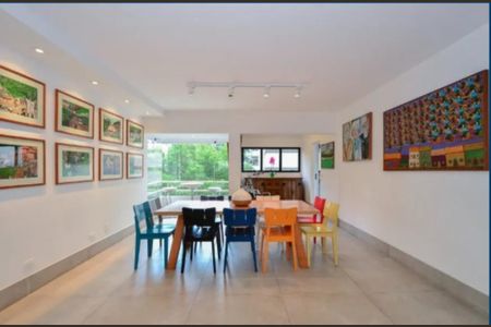 Apartamento à venda com 230m², 4 quartos e 4 vagas Apartamento à venda com 230m², 4 quartos e 4 vagasFoto 01