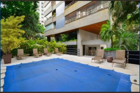 Apartamento à venda com 230m², 4 quartos e 4 vagas Apartamento à venda com 230m², 4 quartos e 4 vagasFoto 01