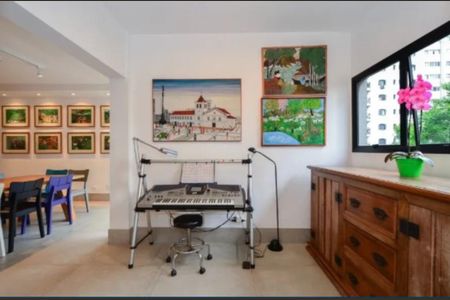 Apartamento à venda com 230m², 4 quartos e 4 vagas Apartamento à venda com 230m², 4 quartos e 4 vagasFoto 01