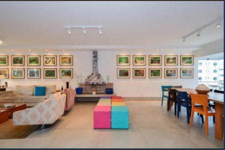 Apartamento à venda com 230m², 4 quartos e 4 vagas Apartamento à venda com 230m², 4 quartos e 4 vagasFoto 01