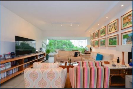 Apartamento à venda com 230m², 4 quartos e 4 vagas Apartamento à venda com 230m², 4 quartos e 4 vagasFoto 01