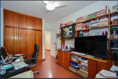 Apartamento à venda com 230m², 4 quartos e 4 vagas Apartamento à venda com 230m², 4 quartos e 4 vagasFoto 01